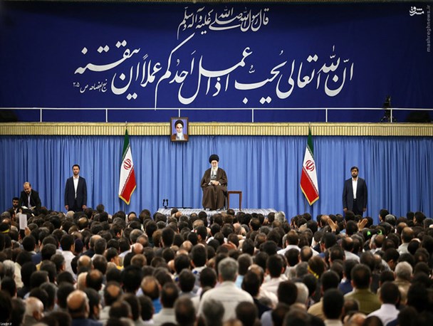 رهبر انقلاب: کارگر، ستون فقرات اقتصاد تولیدی و کاری در کشور است