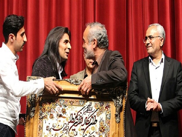 از ورزشکاران روشن‌دل آذربایجانی تجلیل شد/ تاکید مسئولین بر ارائه‌ی خدمات بیشتر به نابینایان