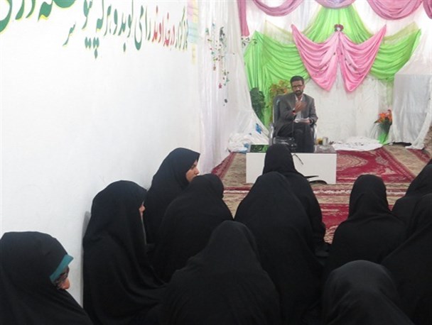 نشست بصیرت افزایی با موضوع انتخابات سالم در مدرسه علمیه خواهران گله دار برگزار شد