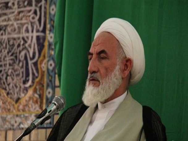 گروه های تکفیری دست نشانده استکبار جهانی هستند/ هدف دشمنان اسلام خدشه دارکردن وحدت شیعه و سنی است