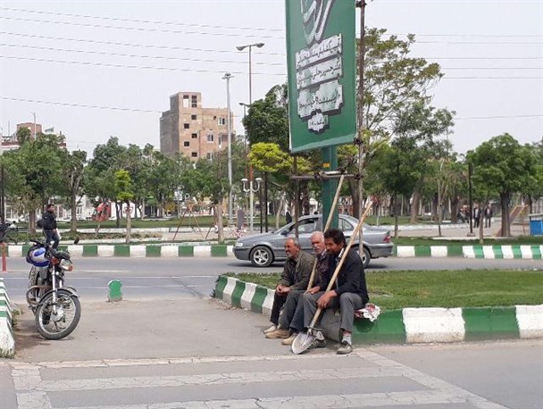 کارگرانی که در روز کارگر هم به دنبال کار هستند+عکس