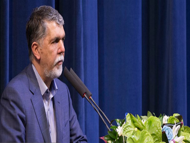 صالحی: بحران کتاب‌نخوانی کم خطرتر از بحران آب نیست/انتشار بیش از یک میلیون عنوان کتاب طی ۴ دهه انقلاب
