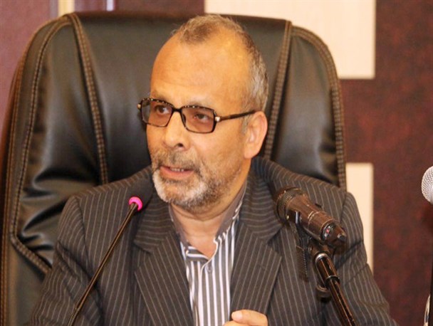 معلمان شهید مطهری را به دانش‌آموزان معرفی کنند