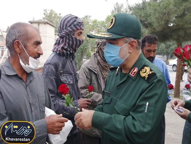 فرمانده سپاه انصارالرضا(ع) خراسان جنوبی از کارگران ساختمانی تجلیل کرد
