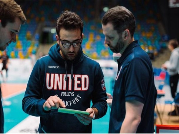 هدفم مربیگری در تیم ملی آلمان است/ ارومیه نیاز به یک باشگاه دارد نه تیم!