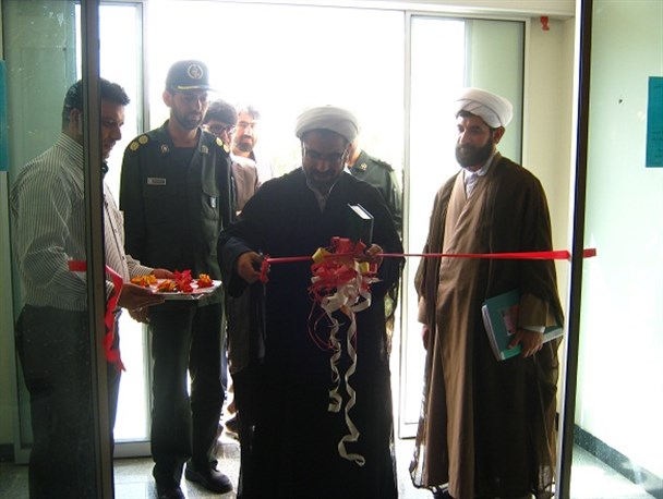 نمایشگاه نقاشی و طراحی هنرمندان بسیجی شهرستان کبودراهنگ