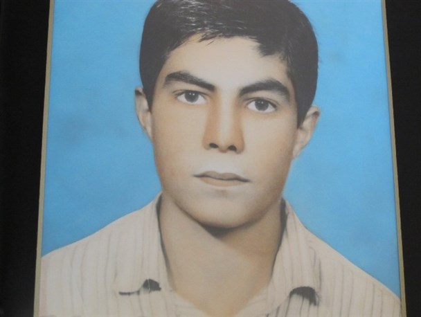 نگاهی گذرا به زندگی شهیدمرتضی رستمی+عکس