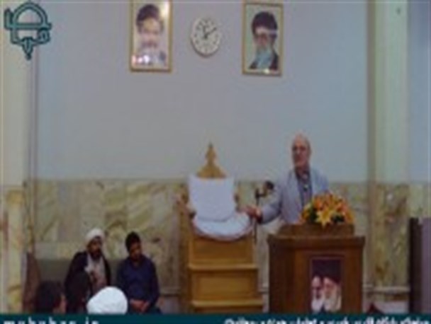 ظریف گفت احتمال توافق کمتر از 30 درصد است/ رئیس مجلس باید با جدیت پیگیر دستورات رهبری باشد