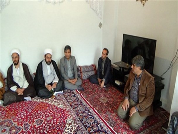 دومین جلسه زکات شهرستان صحنه برگزار شد+ تصاویر