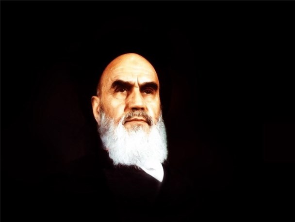 تجمل‌گرایی یعنی دوری از اهداف انقلاب اسلامی/ترویج تفکر امام باید جهانی شود