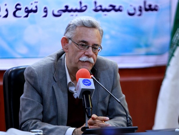زیر بنای تفکر محیط زیستی، اعتدال و خردورزی است؛ 450 گونه گیاهی و جانوری در جهان در هر ثانیه در حال انقراض است