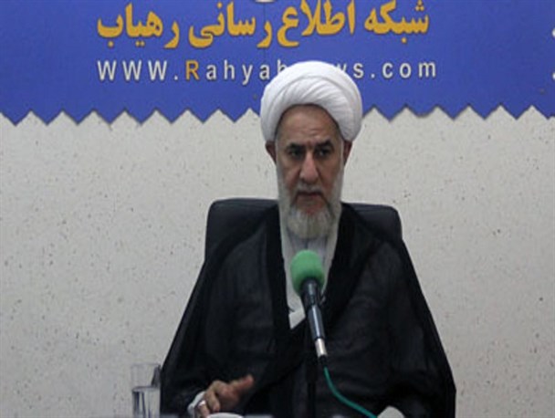 باید با جریان «ابوموسی اشعری‌ها» در کشور مقابله کرد/برخی می خواهند خط امام حاضر را غیر از خط امام راحل نشان دهند