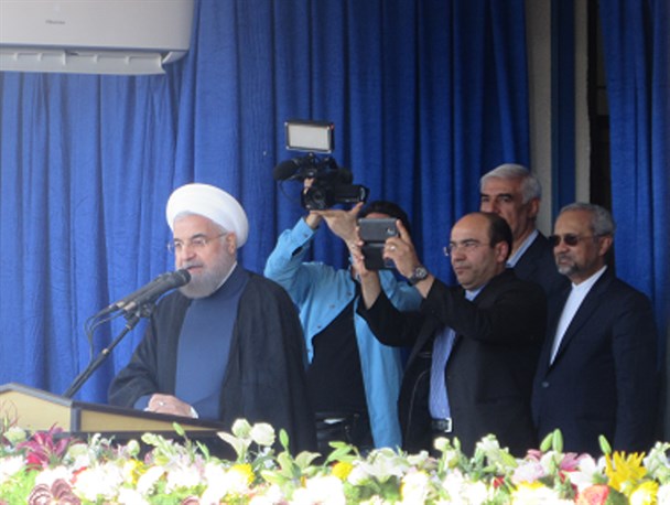 صنعتی کردن غرب و مناطق کردنشین کشور ادامه می‌یابد