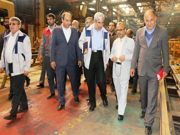 بازدید استاندار مرکزی از شرکت واگن پارس اراک
