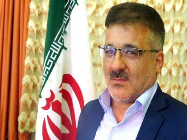 سه سال است سرانه مالی مدارس قطع شده است/با دستان خالی پروژه های میلیاردی را آغاز کرده ایم