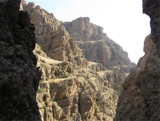 ناپدید شدن مرد ۵۰ ساله دبیرانی در کوهستان