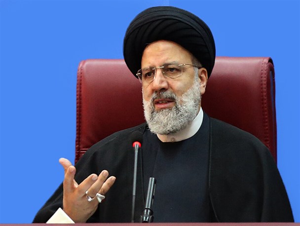 ساخت ۴ میلیون واحد مسکونی در چهار سال/ تسهیلات کلان بانکی به عده‌ای خاص پرداخت می‌شود