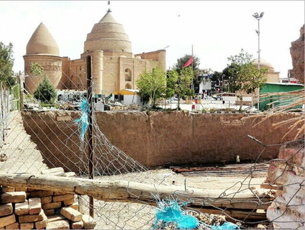 از سکوت متولیان تا مشکلات صاحبخانه‌ها در حریم بناهای تاریخی/ وزارت میراث فرهنگی چه برنامه‌ای برای سامان‌دهی حریم ابنیه دارد؟