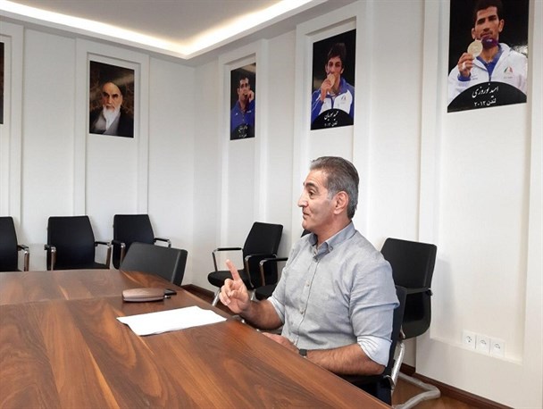 ترکان: نظم و انضباط اصل اساسی موفقیت در کشتی است/ مربی با کنترل از راه دور نمی تواند تیم را به موفقیت برساند