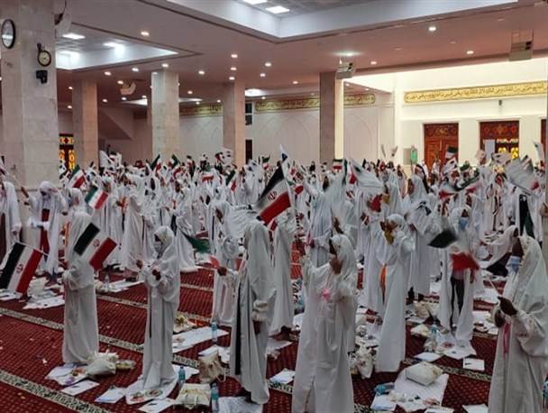 ویژه‌برنامه "دختر ماه" در بندرعباس برگزار شد