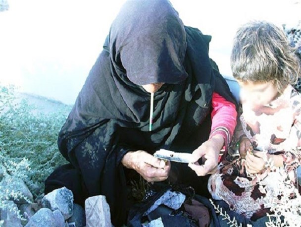 اعتیاد بانوان، در هم شکننده کیان خانواده/ فرزندان قربانیان اصلی والدین معتاد هستند