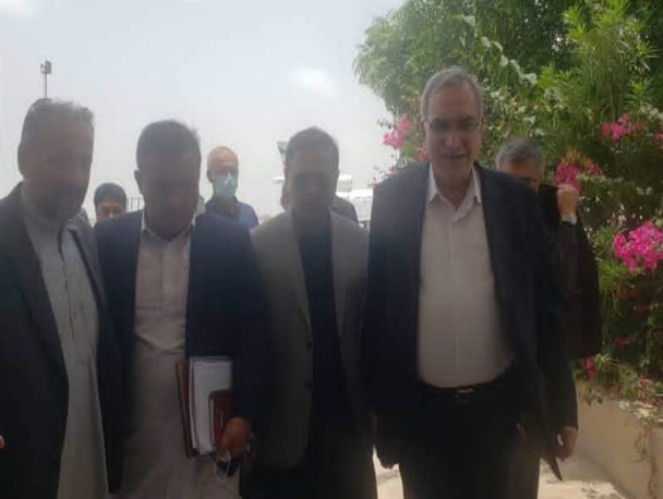 وزیر بهداشت وارد بزرگترین بندر اقیانوسی کشور شد