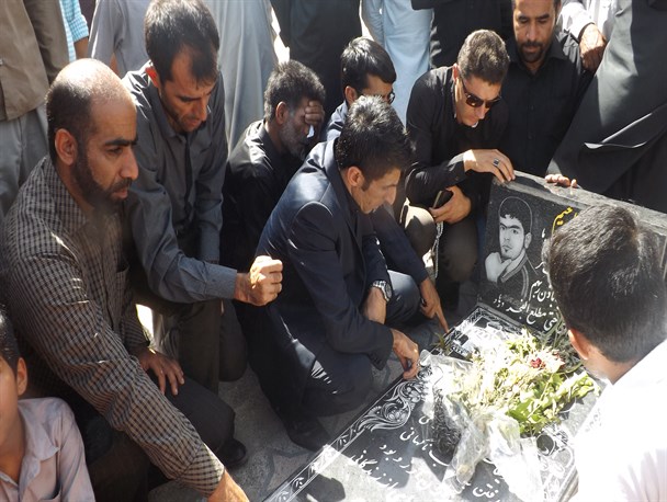 حضور قهرمان پارالمپیک جهان بر سر مزار دونده ریگانی