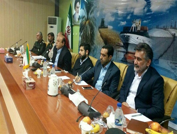 بندرماهشهر باید مانند یک منطقه امیرنشین و بدون دغدغه اشتغال باشد