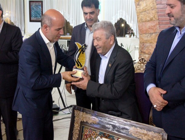 همایش تجلیل از خیرین مدرسه‌ساز محمودآباد