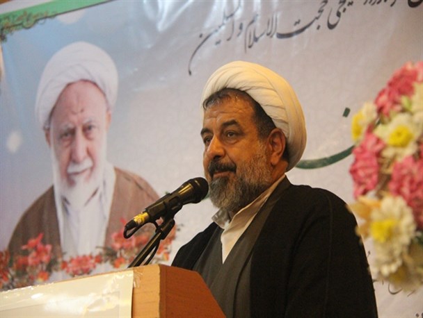 حفظ جایگاه قرارگاههای فرهنگی، توقع رهبر معظم انقلاب از نماز جمعه است