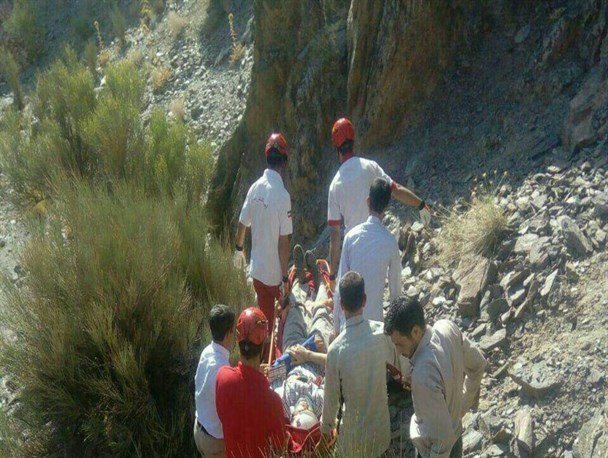 سقوط یک جوان از ارتفاعات باقران بیرجند