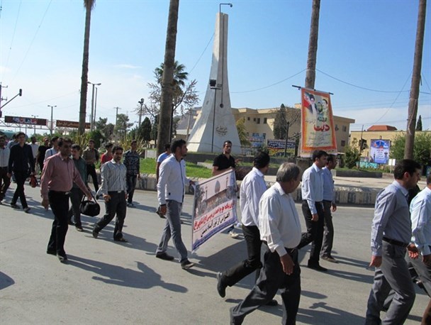 154 کیلومتر پیاده روی برای زیارت حرم شاهچراغ توسط جوانان نورآبادی برگزار شد