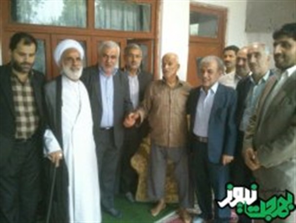 دیدار مسوولین شهرستان فومن با خانواده های معظم شهدا + تصاویر