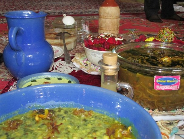 جشنواره صنایع دستی و غذای بومی محلی برگزار شد