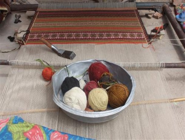 احیای رشته پلاس بافی در شهرستان قاینات