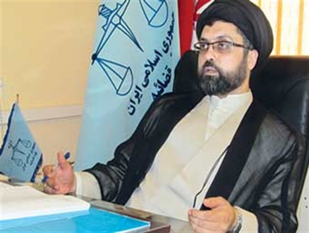 دستگیری تولید کننده مشرویات الکلی در گرگان / کشف 12400 لیتر مشروبات الکی به همراه حشیش و سلاح گرم از متهم