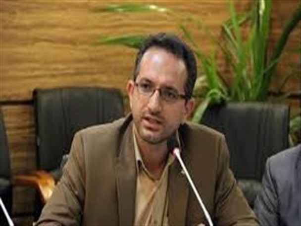 استاندار یزد دعوت کننده سخنران مراسم 7 شهریور/ یاد کردن از فتنه گران موجب خشم مردم شد