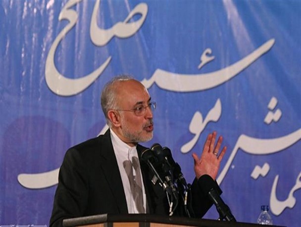 چالش بزرگ غرب با ما در حوزه اقتصادی نیست، بلکه چالش فکر و اندیشه است