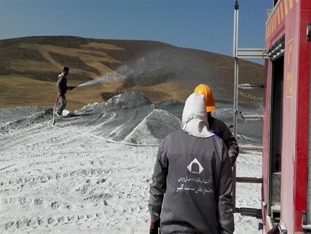 استفاده از روشی جدید در تثبیت گرد و خاک معادن نفلین سینیت کلیبر