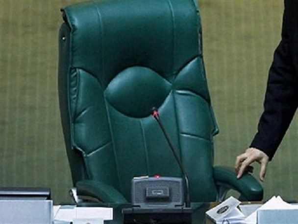 رایزنی برای اعطای نمایندگی مستقل به آران و بیدگل در جریان است