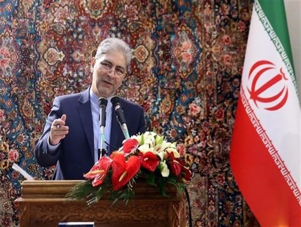 رجایی الگوی مدیریتی دولت است/ عدم توجه و بدرفتاری پرسنل با مراجعه‌کننده گناهی نابخشودنی است