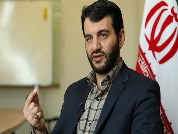 باید مرکز ویژه واکسیناسیون کارگران در قم الگویی برای کشور باشد/برنامه ریزی برای تقویت تولید و رفع آسیب های کرونایی