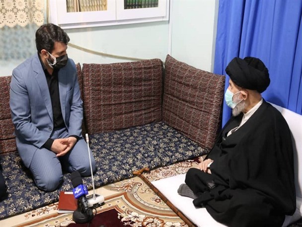 مشکلات کشور باهمکاری مسئولین حل خواهد شد/برای جوانان اشتغال زایی کنید
