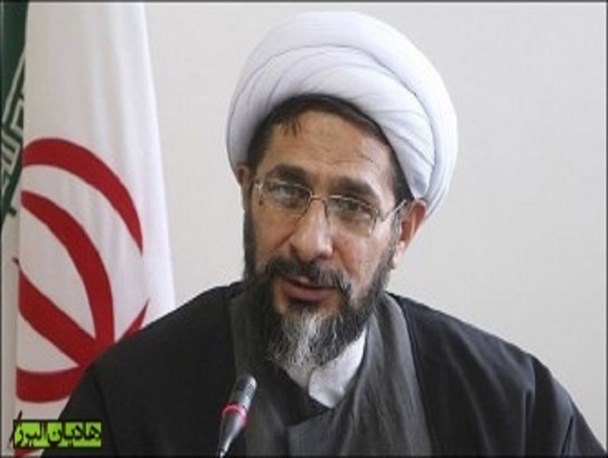 هدف حوزه علمیه ترویج عبودیت است / فهم دین، ابلاغ دین و اجرای دین رسالت حوزه علمیه