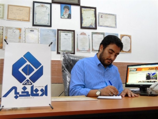 اشک هایی که جای لبخند را می گیرد