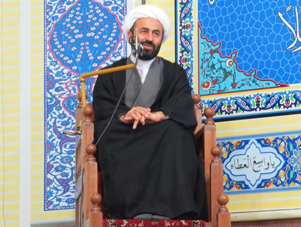 چه کسی امروز افتخار می کند که باشیطان دست داده است/آمریکا ابلیس بزرگ است/مابسیجیان دیگر اجازه نوشاندن جام زهر را به امام حاضرمان نمی دهیم