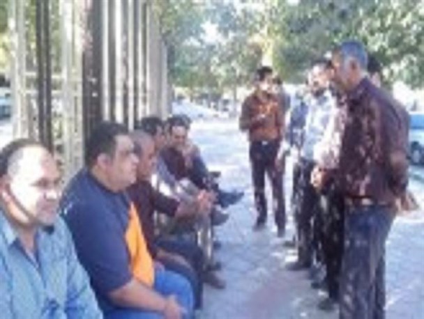 اگر اعتراض کنیم اخراج می شویم