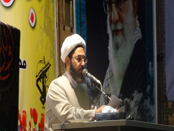 شهدای این نظام با همان اخلاص شهدای صدر اسلام به میدان رفتند