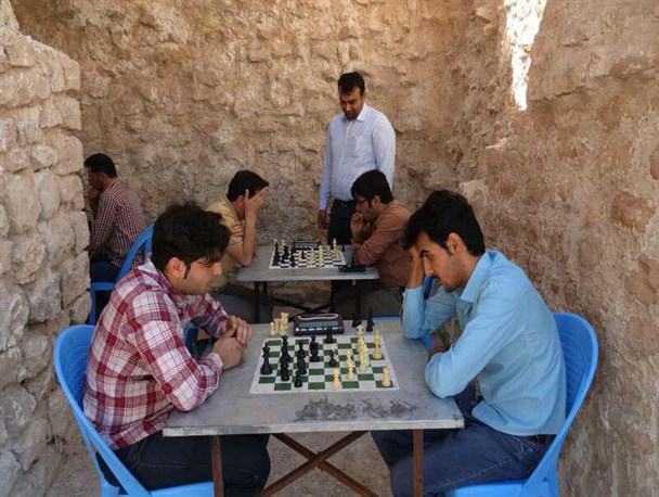 چهارطاق تل جنگی؛  میزبان مسابقات شطرنج فراشبند شد