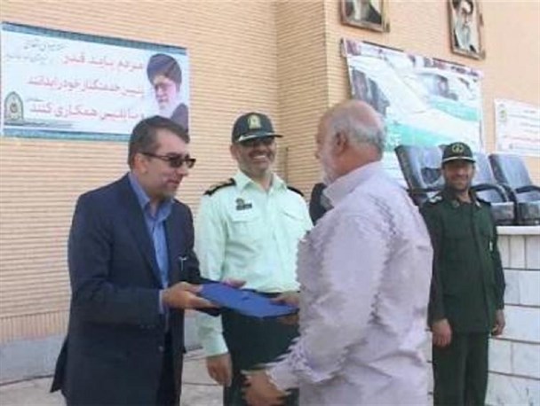 صبحگاه مشترک نیرو های نظامی و انتظامی شهرستان گرمسار